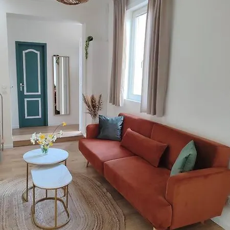 Holiday home Maison Cosy Terrasse Ensoleille *