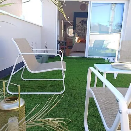 Holiday home Maison Cosy Terrasse Ensoleille Clermont-Ferrand